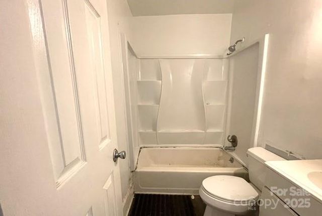 2624 Remington Street, Charlotte, NC 28216
