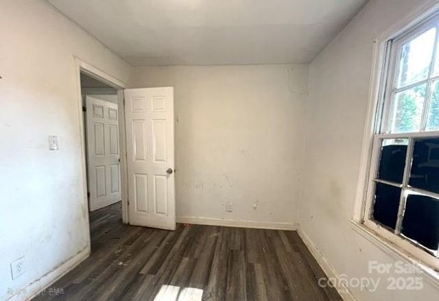 2624 Remington Street, Charlotte, NC 28216