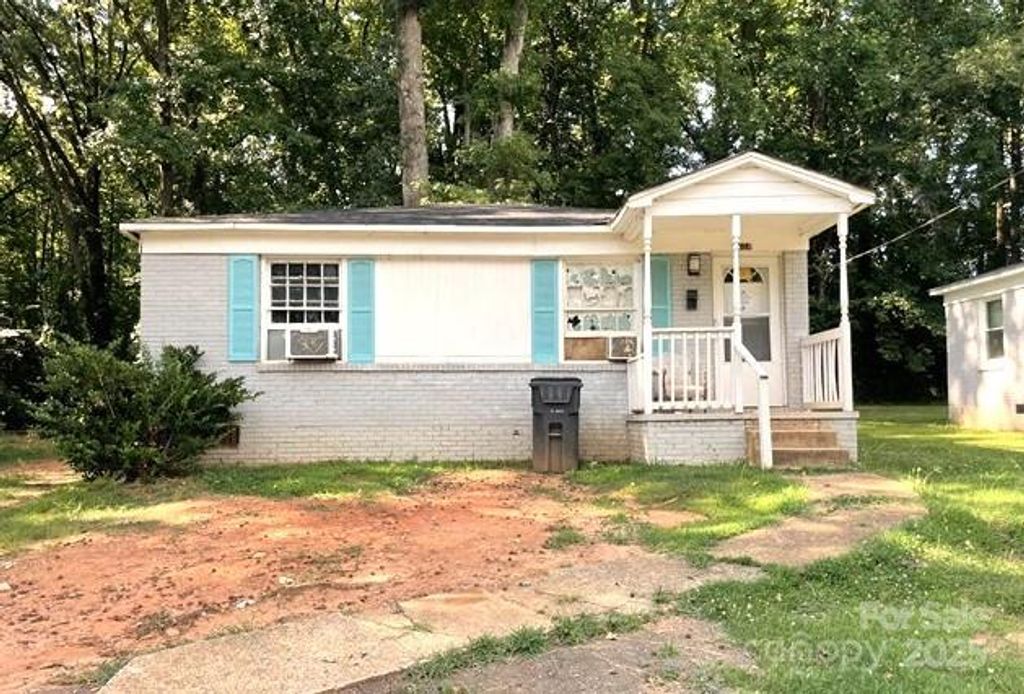 2624 Remington Street, Charlotte, NC 28216