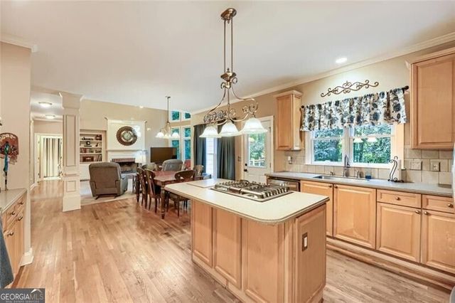 1901 Flat Creek Court NW, Acworth, GA 30101