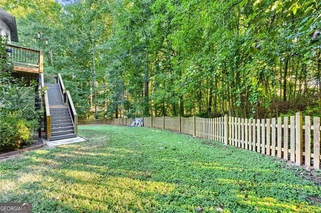 1901 Flat Creek Court NW, Acworth, GA 30101