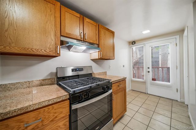 1214 E 10th Avenue, Denver, CO 80218