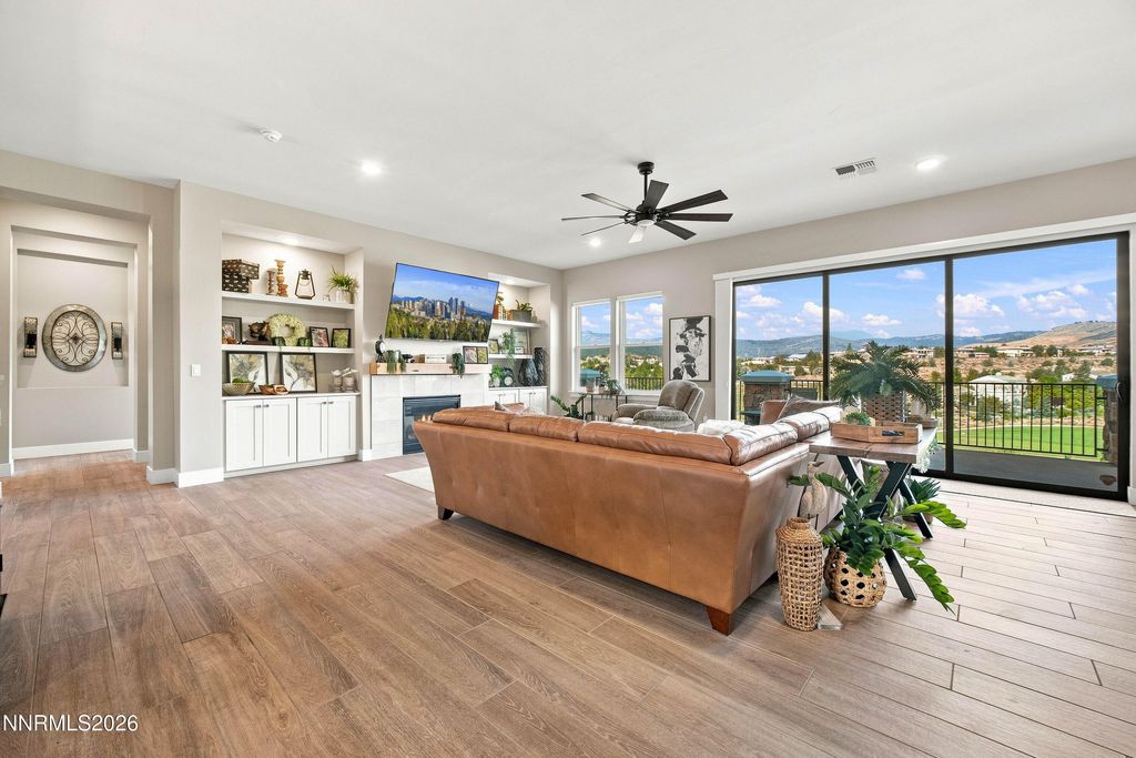 Image 6 of property listing at 1765 Boulder Ridge Trail, Reno, NV 89523