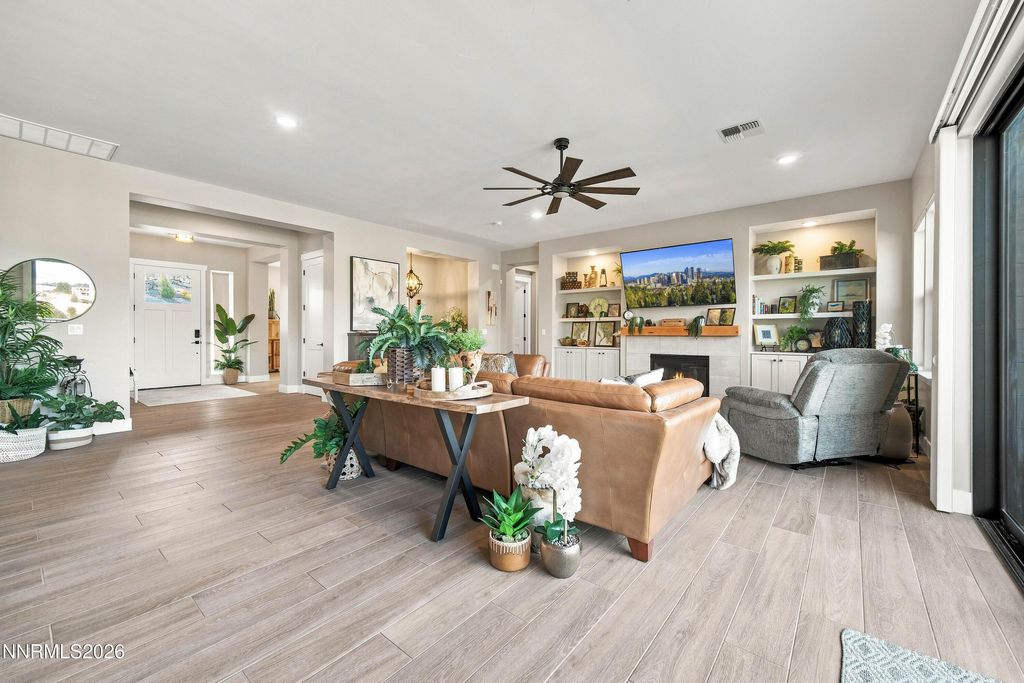 Image 7 of property listing at 1765 Boulder Ridge Trail, Reno, NV 89523