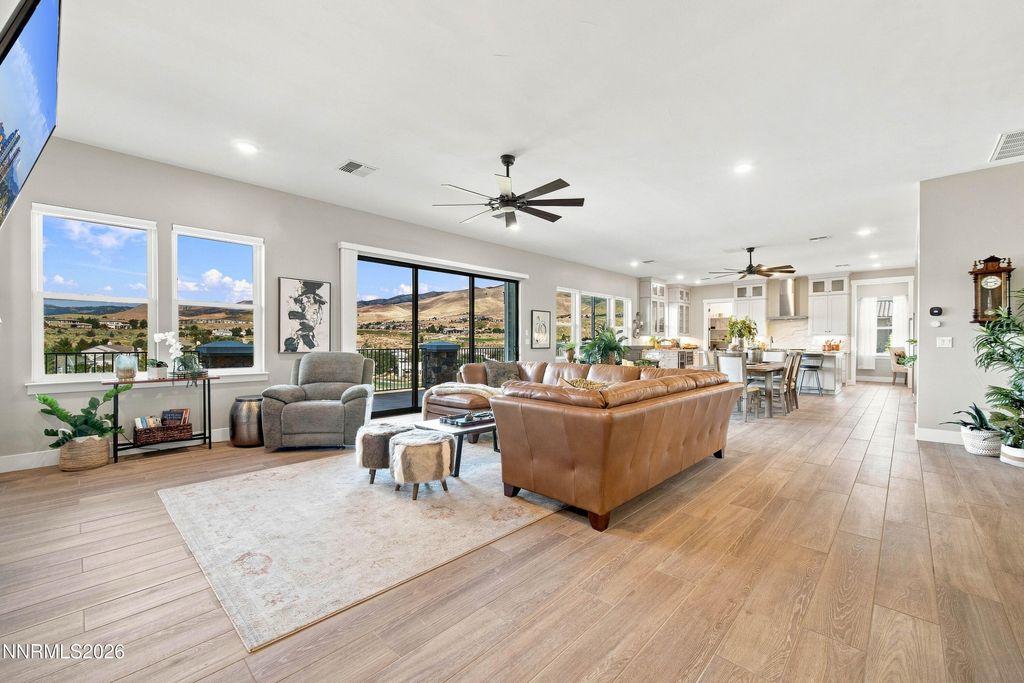 Image 9 of property listing at 1765 Boulder Ridge Trail, Reno, NV 89523