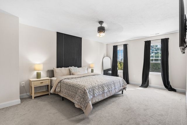 39 Hycrest Rd, Charlton, MA 01507