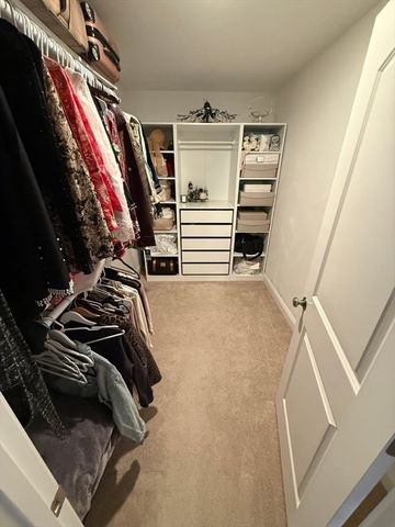 39 Hycrest Rd, Charlton, MA 01507