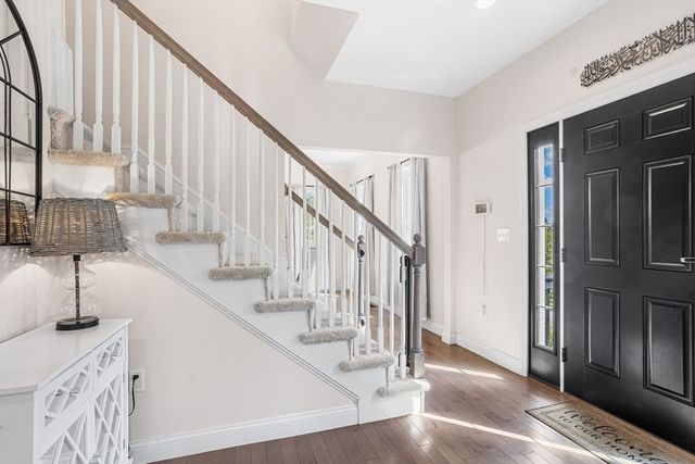 39 Hycrest Rd, Charlton, MA 01507