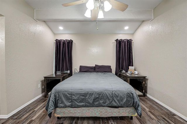 1356 NW 6th Place, Moore, OK 73170