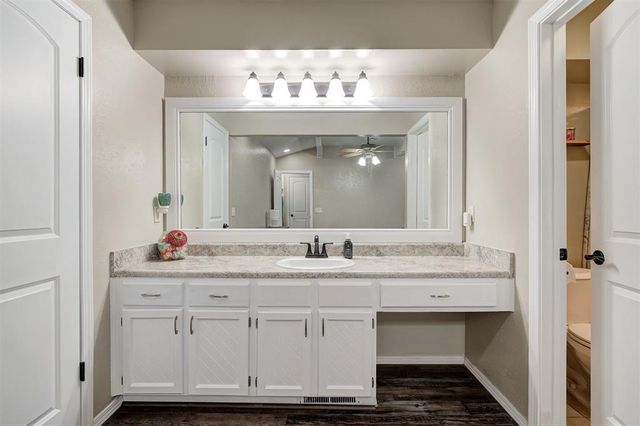 1356 NW 6th Place, Moore, OK 73170