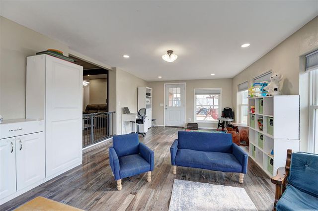 1356 NW 6th Place, Moore, OK 73170