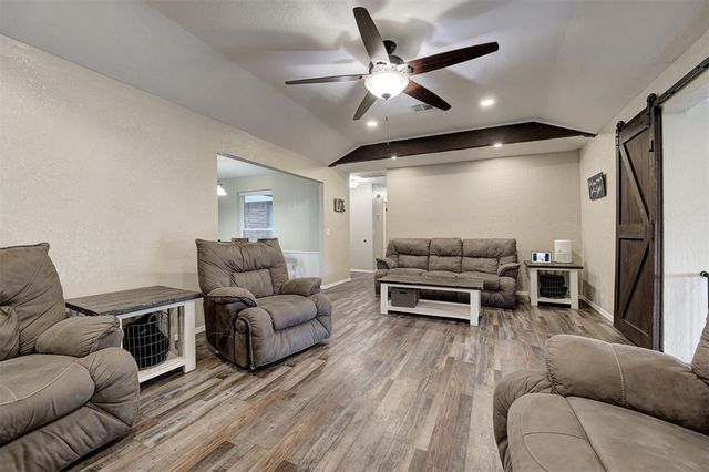 1356 NW 6th Place, Moore, OK 73170