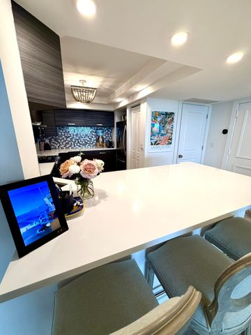 2000 Presidential Way 1403, West Palm Beach, FL 33401