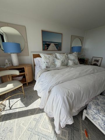 2000 Presidential Way 1403, West Palm Beach, FL 33401