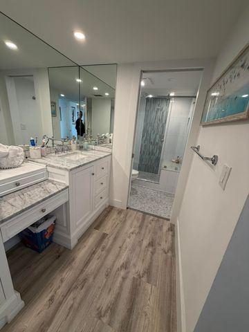 2000 Presidential Way 1403, West Palm Beach, FL 33401