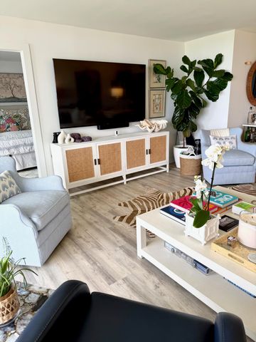 2000 Presidential Way 1403, West Palm Beach, FL 33401