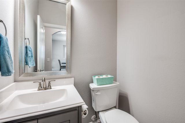 1613 Benny Lane, Little Elm, TX 75068