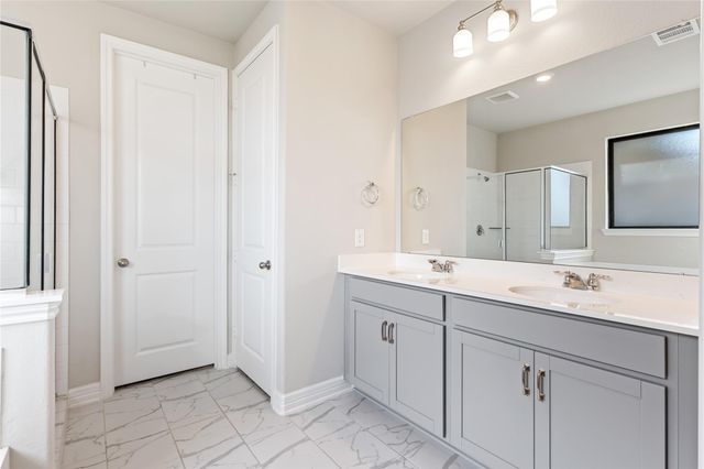 8654 Flamingo Bay Lane, Cypress, TX 77433