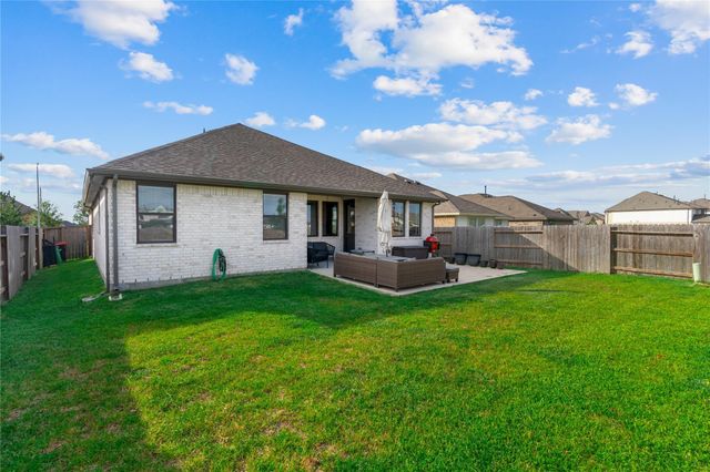 8654 Flamingo Bay Lane, Cypress, TX 77433