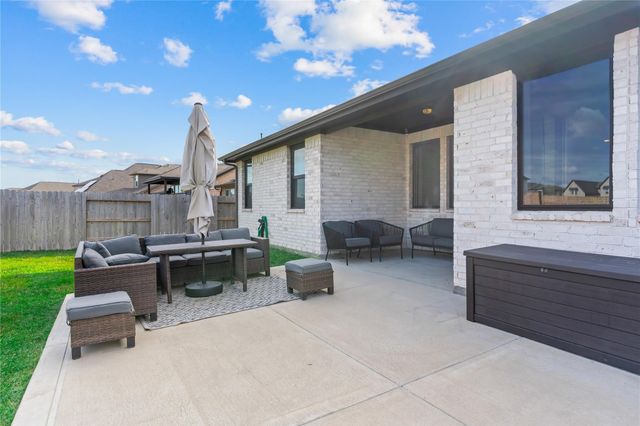 8654 Flamingo Bay Lane, Cypress, TX 77433