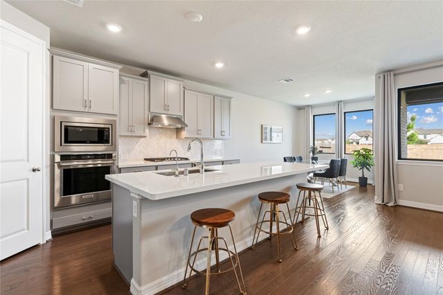 8654 Flamingo Bay Lane, Cypress, TX 77433