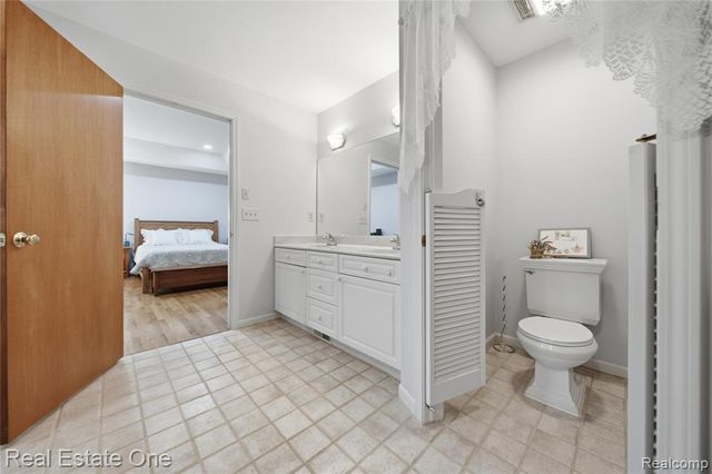 8450 Merrill Road, Whitmore Lake, MI 48189