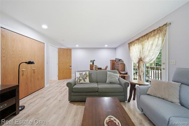 8450 Merrill Road, Whitmore Lake, MI 48189