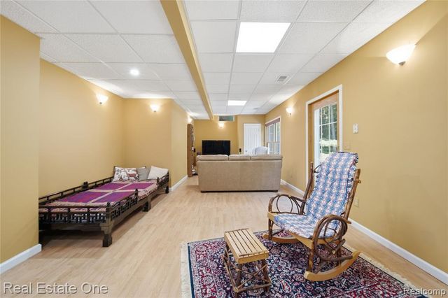 8450 Merrill Road, Whitmore Lake, MI 48189