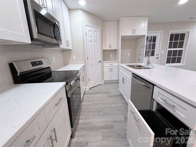 124 Peace Lane, Mooresville, NC 28115