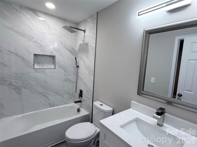 124 Peace Lane, Mooresville, NC 28115