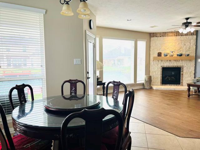 14303 Tasmania Court, Sugar Land, TX 77498