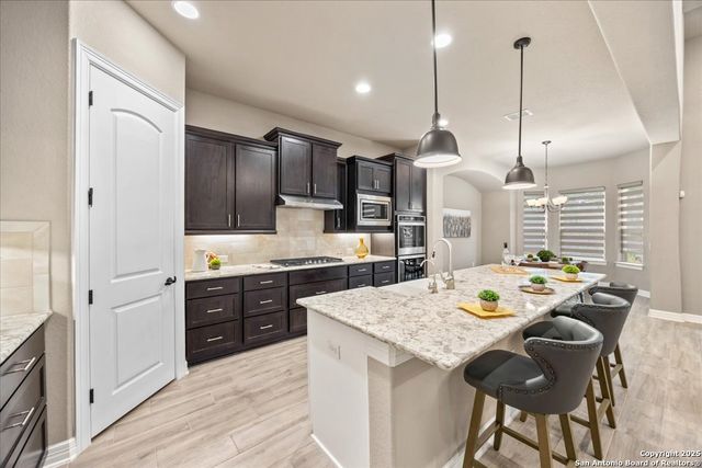 1622 Buttonwood, San Antonio, TX 78260