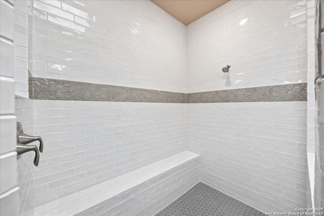 1622 Buttonwood, San Antonio, TX 78260