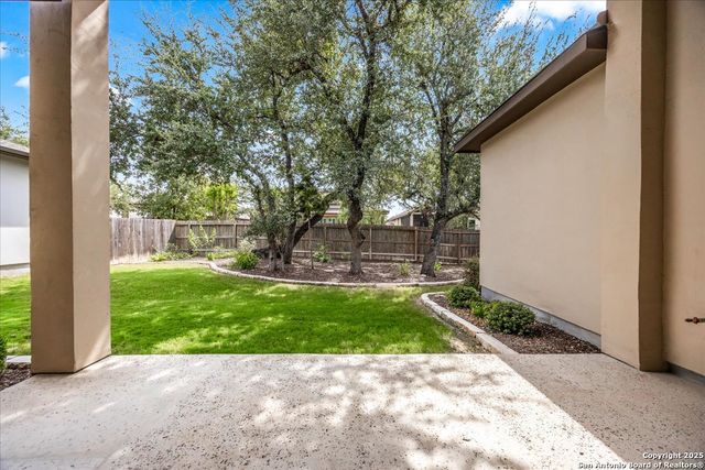 1622 Buttonwood, San Antonio, TX 78260