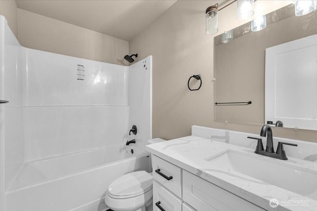 61 E Panorama Drive, Shelton, WA 98584