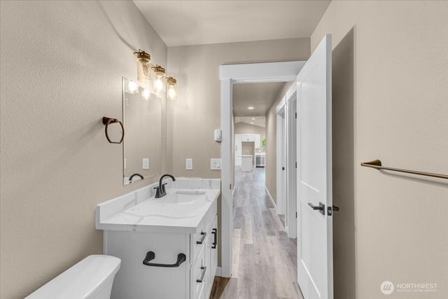 61 E Panorama Drive, Shelton, WA 98584