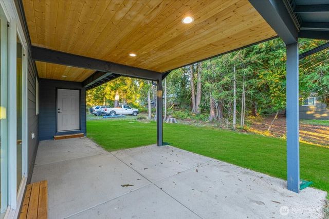 61 E Panorama Drive, Shelton, WA 98584