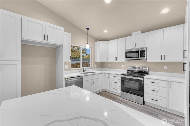 61 E Panorama Drive, Shelton, WA 98584