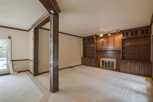 8204 Brownsville Lane, Bethany, OK 73008