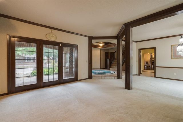 8204 Brownsville Lane, Bethany, OK 73008