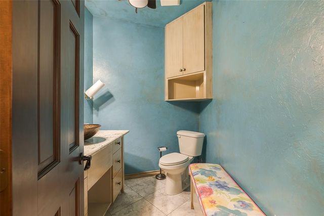 8204 Brownsville Lane, Bethany, OK 73008