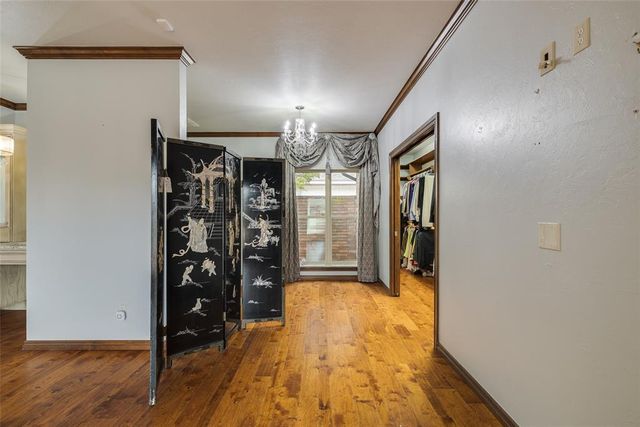 8204 Brownsville Lane, Bethany, OK 73008