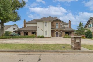 8204 Brownsville Lane, Bethany, OK 73008