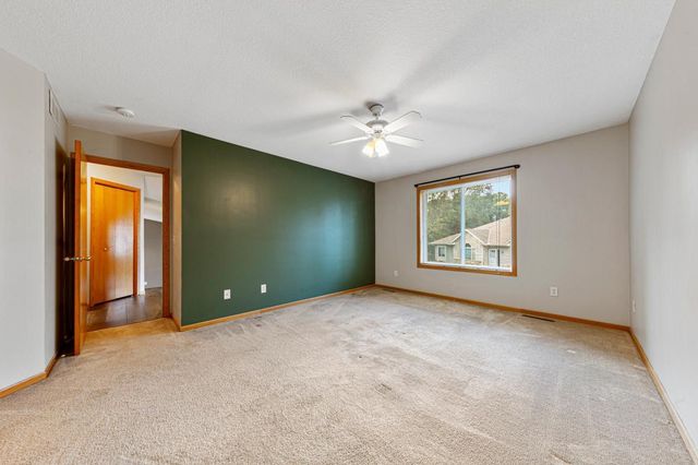 1465 S Trail Circle, Faribault, MN 55021