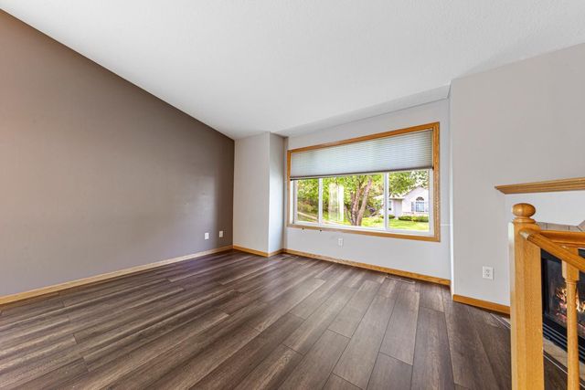 1465 S Trail Circle, Faribault, MN 55021