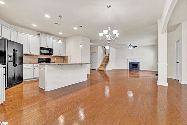 258 Meadow Blossom Way, Simpsonville, SC 29681