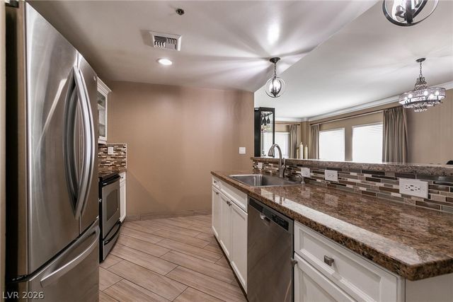 30 Strada Di Villaggio 149, Henderson, NV 89011