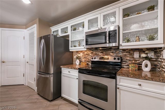 30 Strada Di Villaggio 149, Henderson, NV 89011