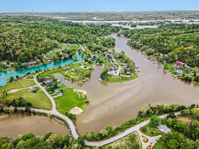95 Waterside Drive, Sparta, KY 41086