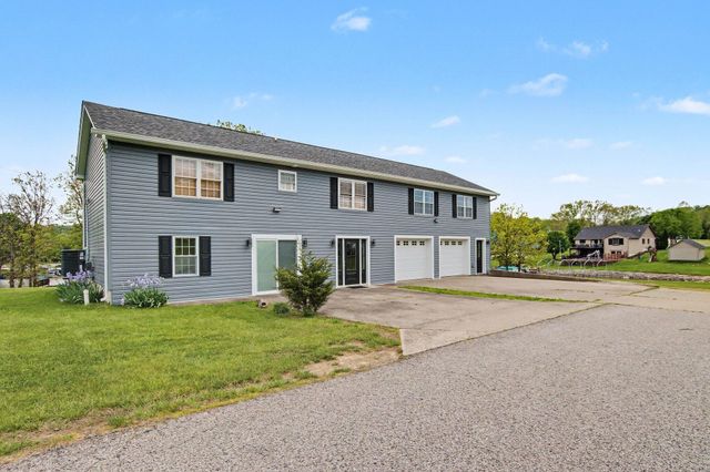 95 Waterside Drive, Sparta, KY 41086